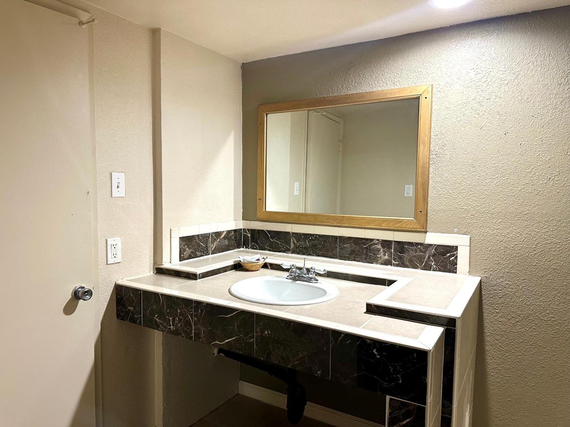 Regency Inn פרסנו מראה חיצוני תמונה